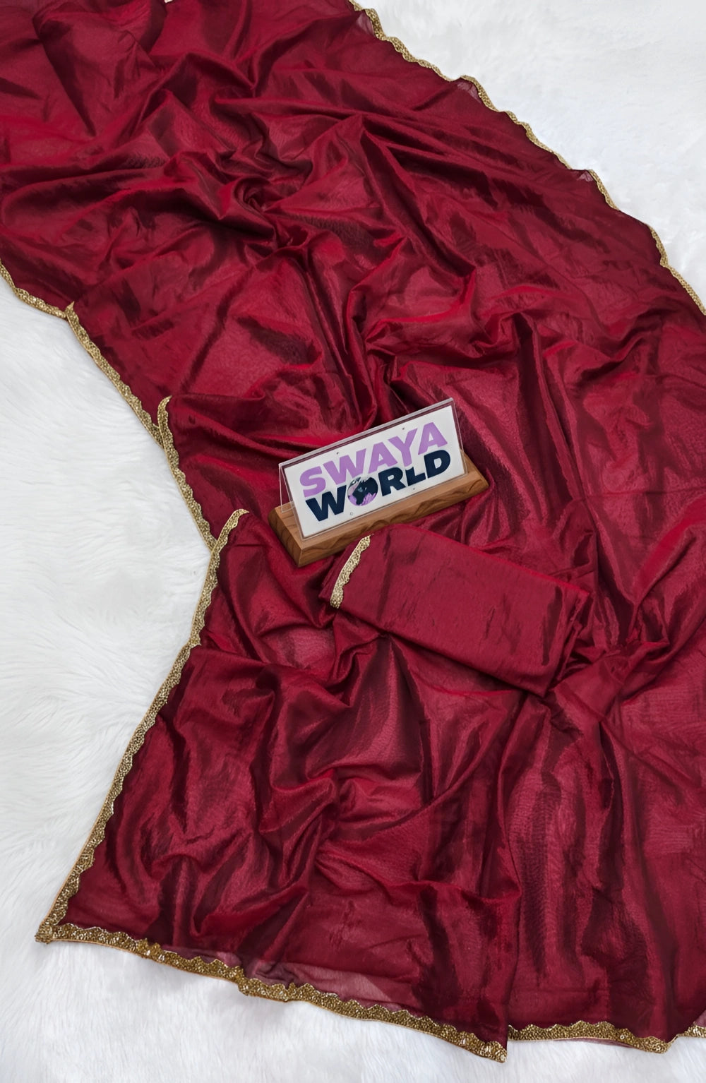 Tonix Crush Saree with Super Hit Gum Lace & Matching Lace-Edged Blouse – Premium Classy Look