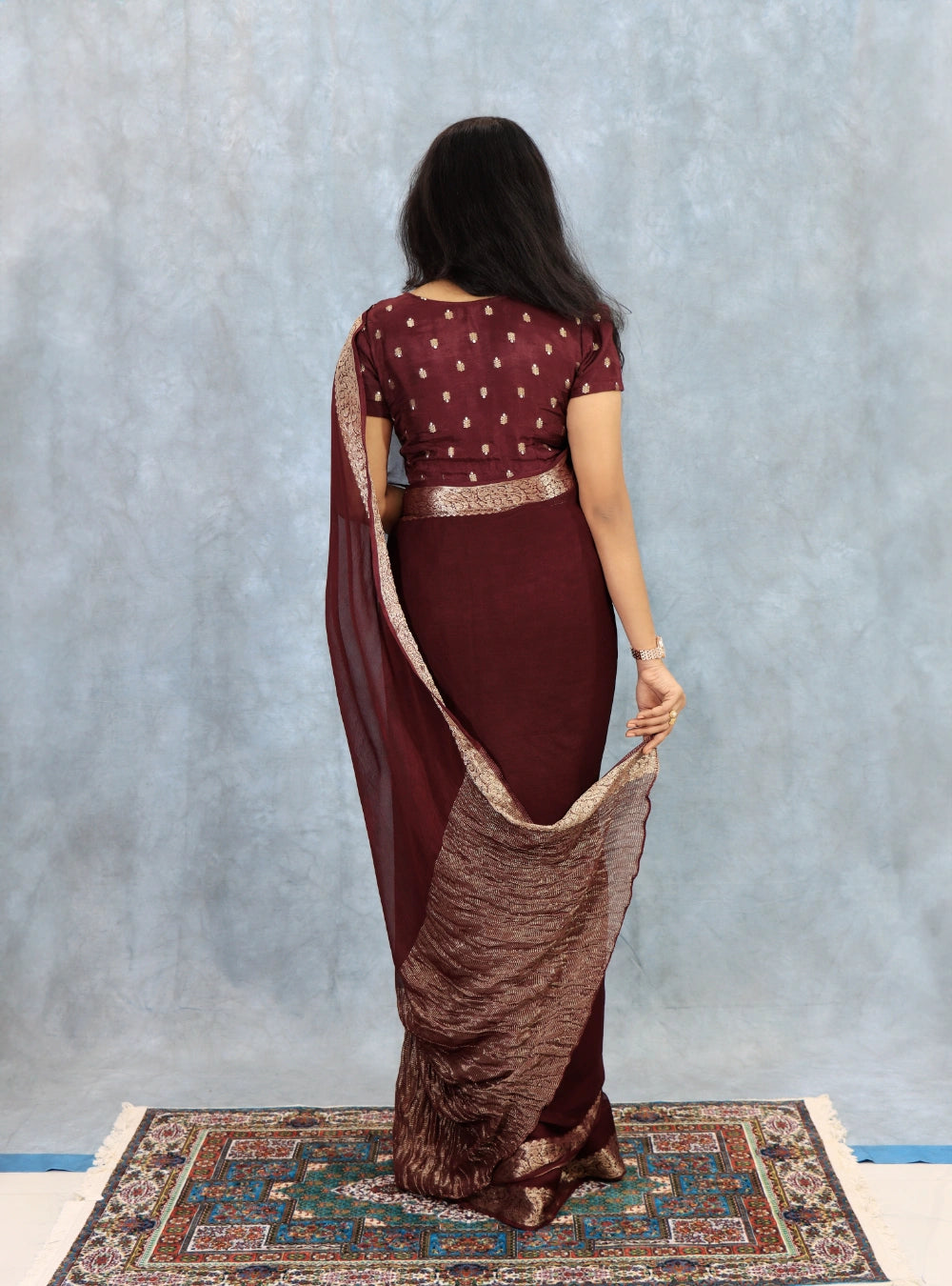 Viscose Georgette Saree with Butti Design Blouse – Soft Drape & Elegant Finish