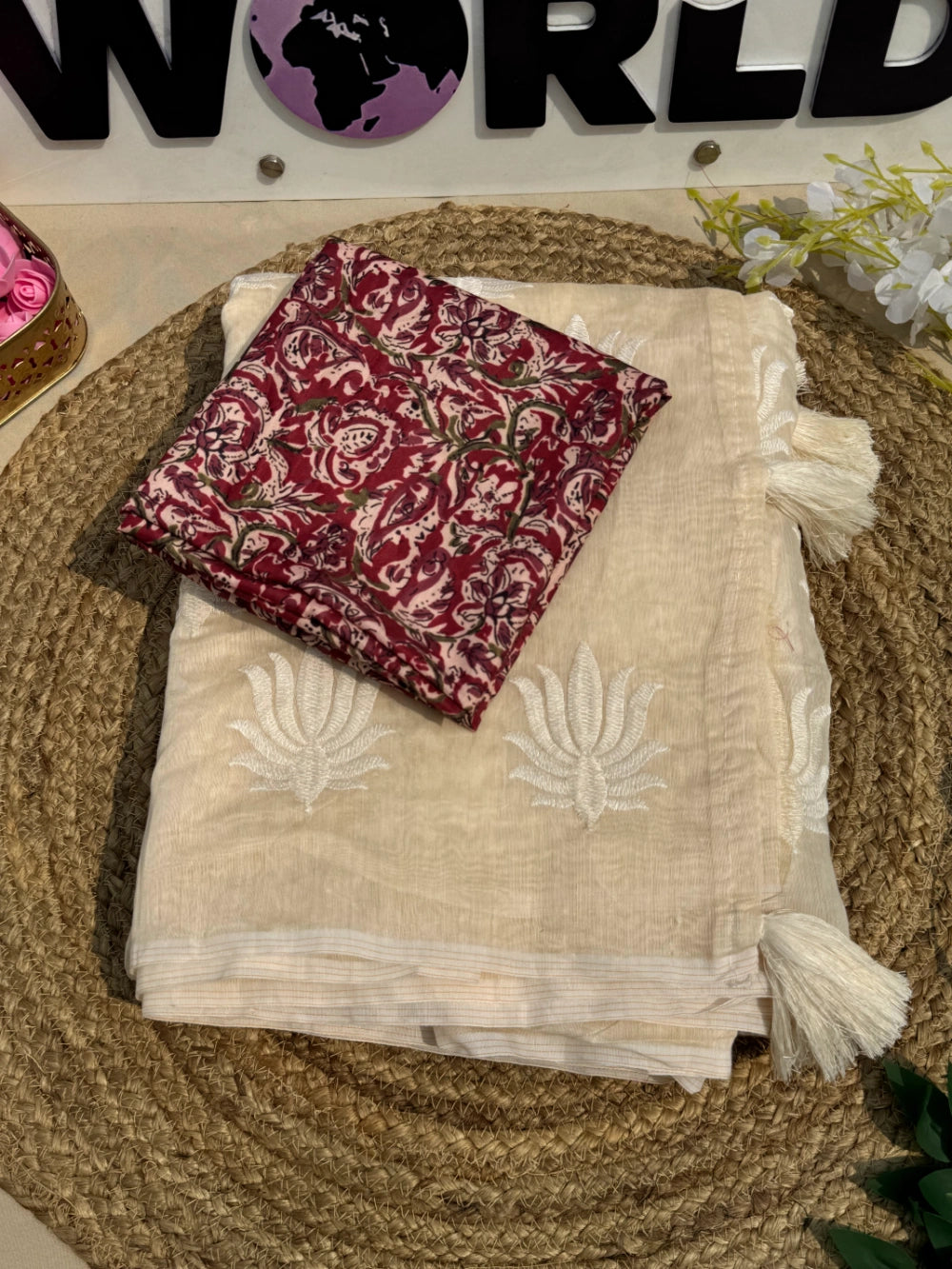 Premium Chanderi Saree with Off-White Multithread Work & Rich Cotton Tassels – Paired with Kalamkari Print Blouse