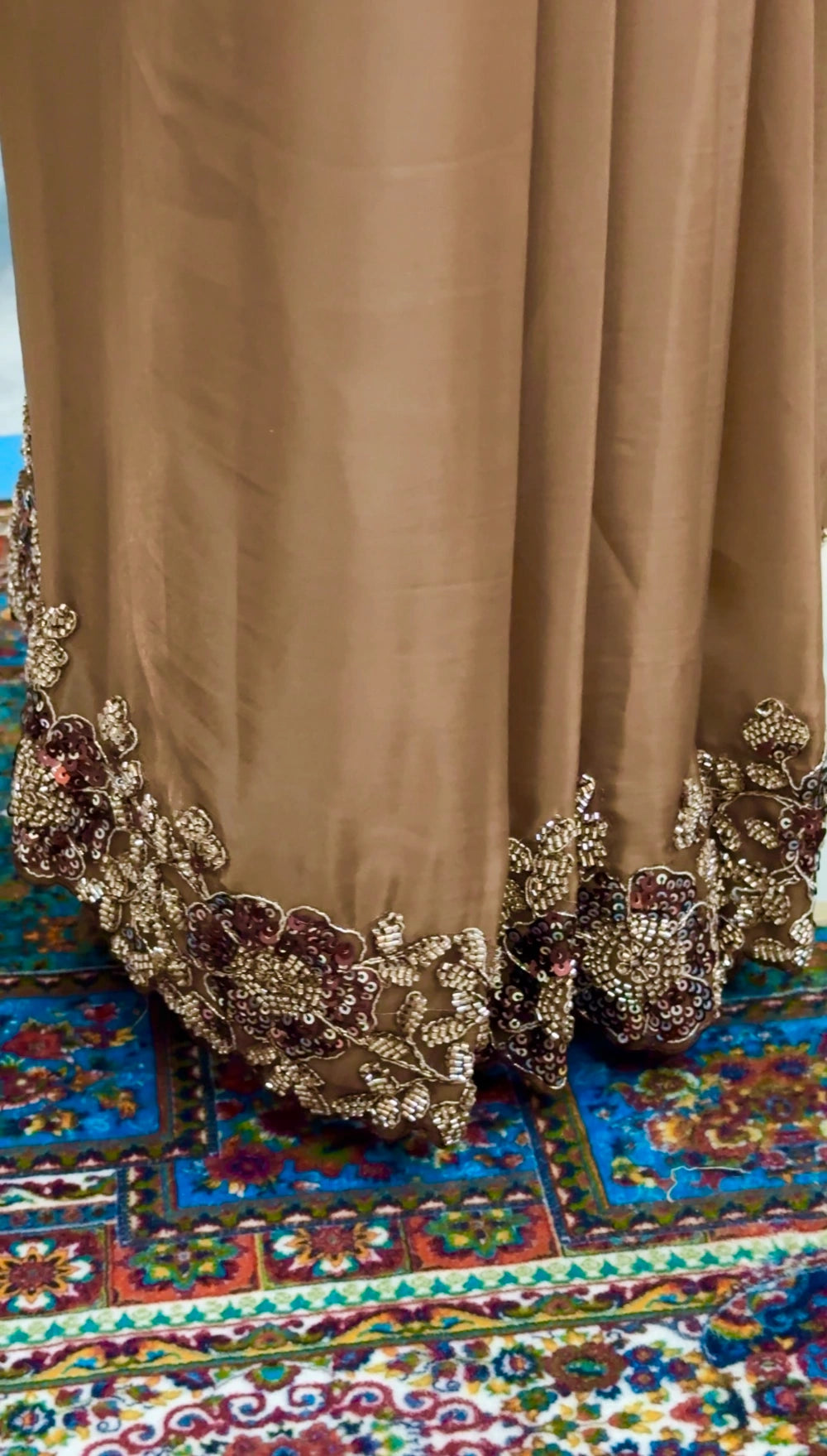 Borwniee1MinSaree – Ready-to-Wear Premium Space Silk Saree with Sequin, Pearl & Embroidery Border + Designer Blouse & Neck Belt