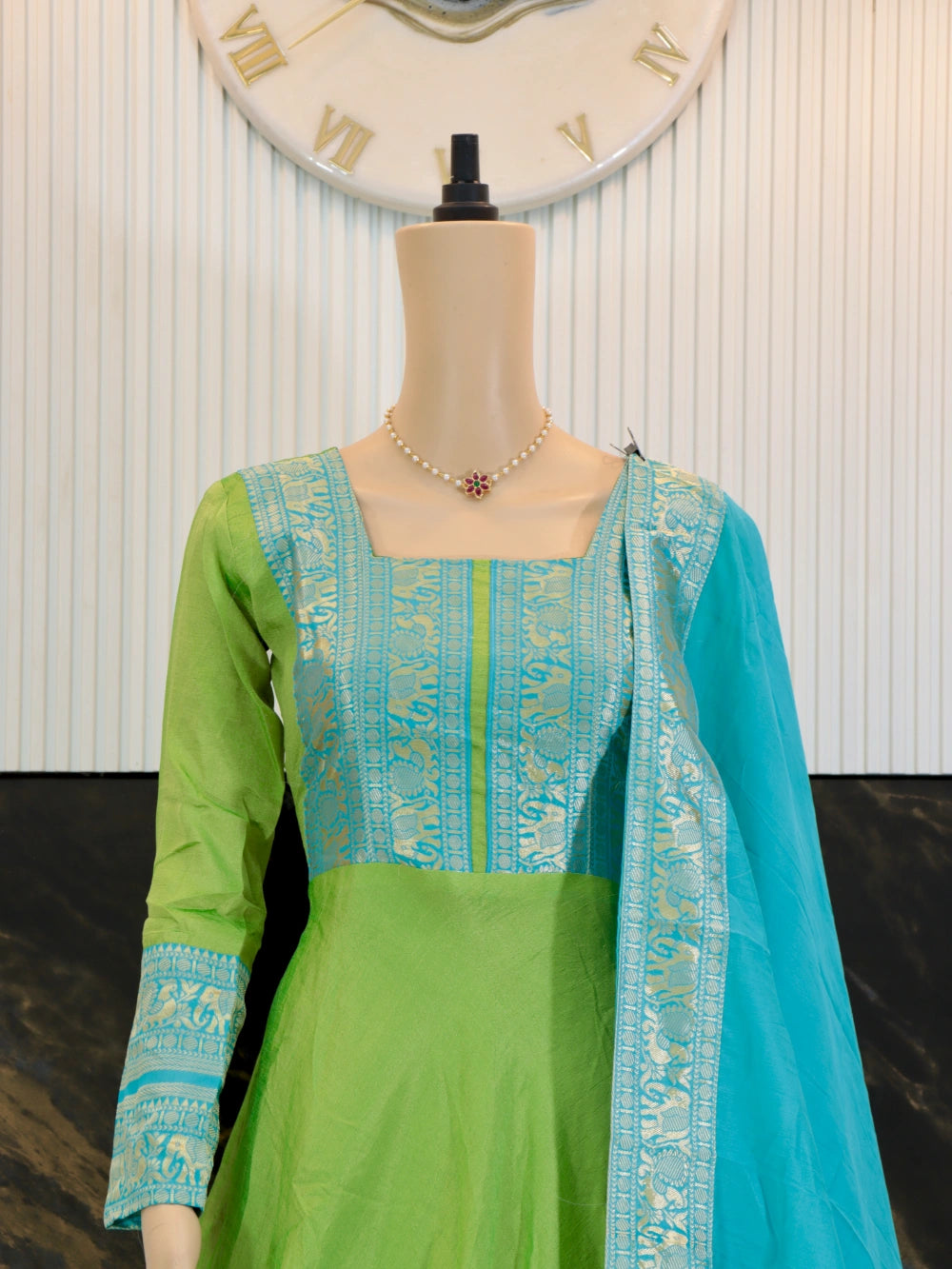 Super Trendy Traditional Green Vichitra Silk Outfit with Jacquard Zari Border and Chanderi Dupatta – By Swaya World