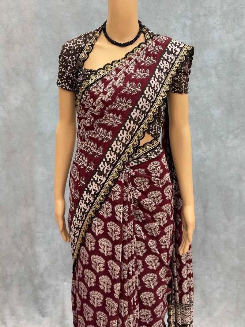Premium Mul Mul Cotton Saree with Elegant Print, Rich Pallu & Scalloped Lace Border – Printed Blouse