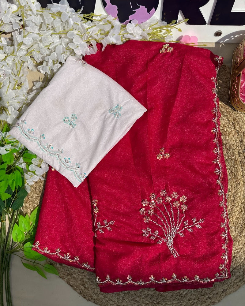 Premium Crunchy Texture Saree with Intricate Bits Handwork & Scalloped Border – Contrast Blouse with Butti & Designer Sleeves