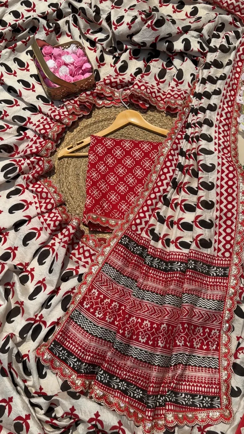 Premium Mul Mul Cotton Saree with Elegant Print, Rich Pallu & Scalloped Lace Border