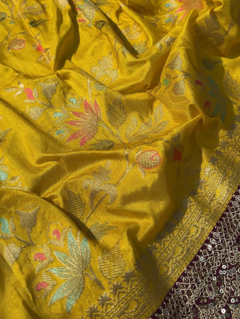 Pure Banarasi Pattu Saree with All-Over Floral Weaving, Scalloped Embroidery Border & Contrast Stitched Blouse