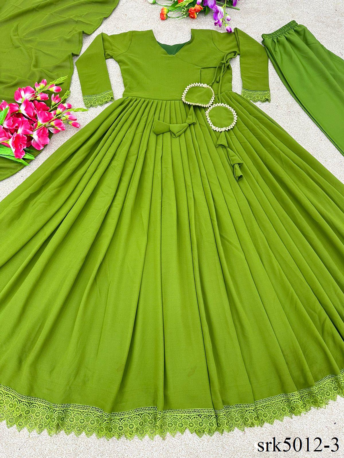 Amazon.com: X-mas 1 Pair Saree Blouse Tassels Saree Latkans for Lehenga  Bridal Dress Latkan Home Decor Accessories DIY Decor Curtains Cushions  Tassel (Gold-Black, 5