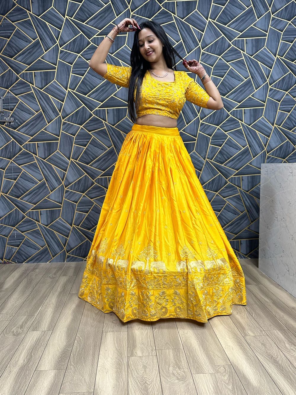 Dulhan ghagra choli hotsell