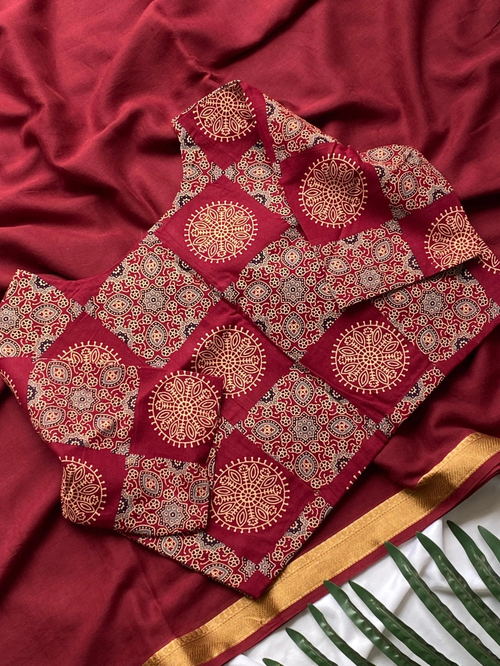 Pure Mul Cotton Saree in Maroon with Jacquard Border & Tassel Pallu