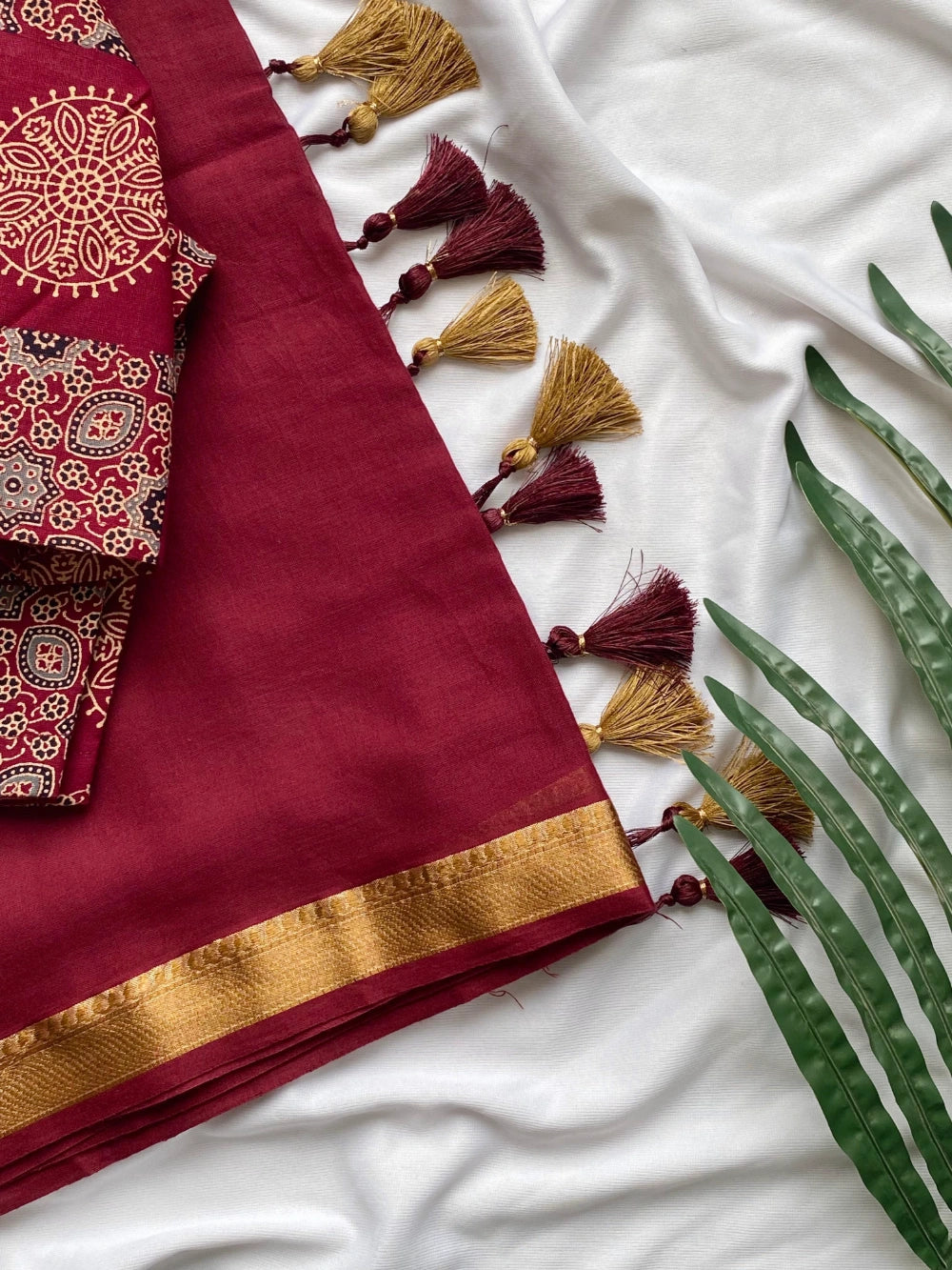 Pure Mul Cotton Saree in Maroon with Jacquard Border & Tassel Pallu