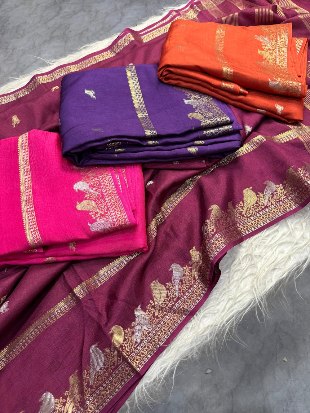 Pure Viscose Mango Saree with Parrot Figure Jacquard Zari Weave – Viscose Butti Blouse Included