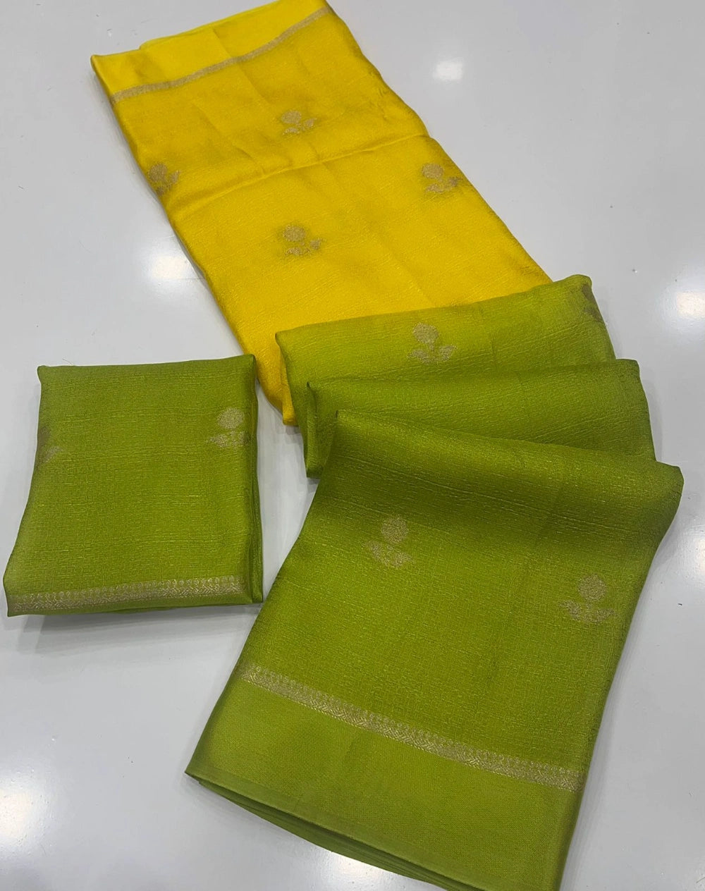 Pure Viscose Khadi Silk Saree with Jacquard Leaf Design & Satin Border – Running Blouse Included