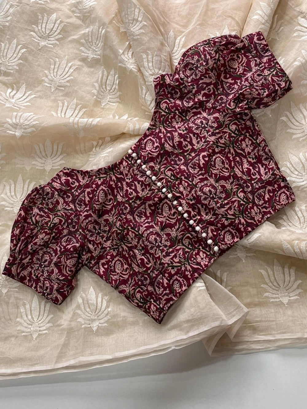 Premium Chanderi Saree with Off-White Multithread Work & Rich Cotton Tassels – Paired with Kalamkari Print Blouse