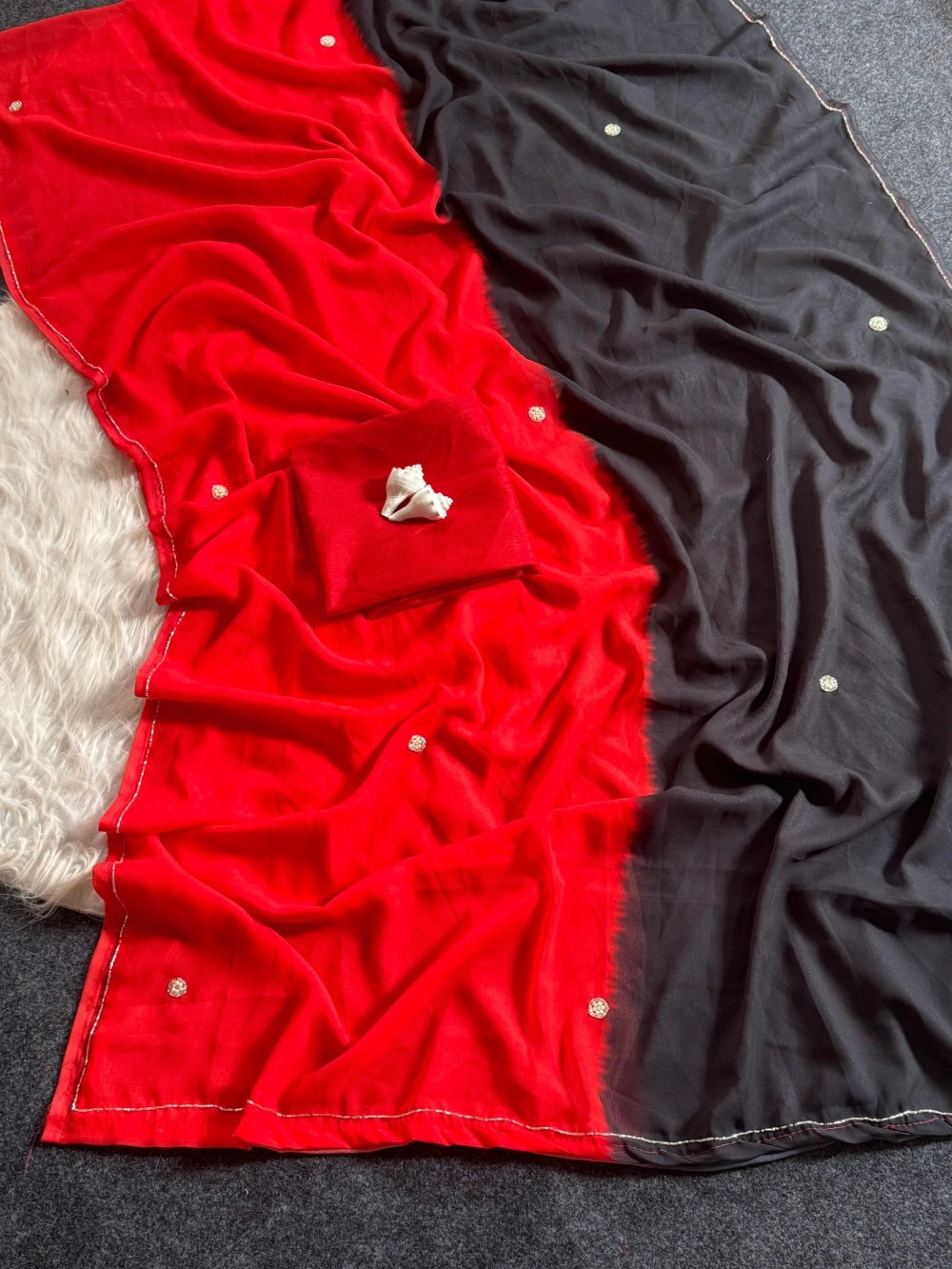 Premium Georgette Pedding Saree with Handwork Khatali Butti & Cutdana Border – Mono Bangalori Blouse Included