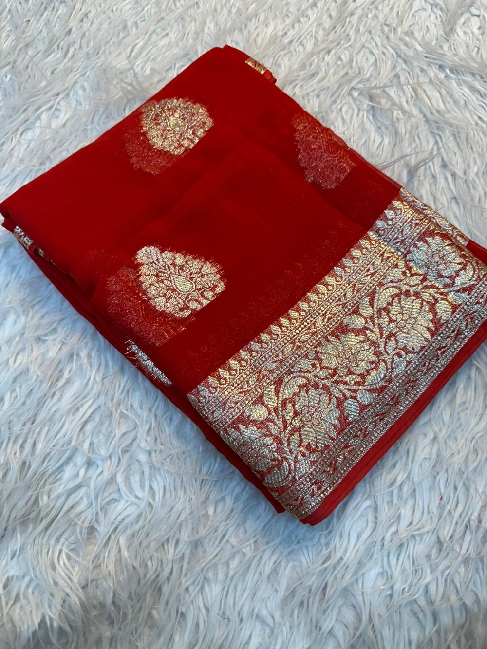 Viscose Georgette Saree with Running Blouse – Premium Designer Collection