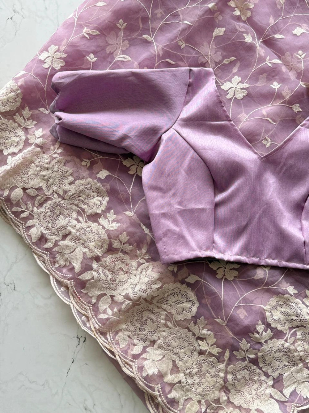 Premium Organza Tissue Saree with Multi Cotton Thread Work & Scallop Border – Bangalori Silk Blouse (Lilac)