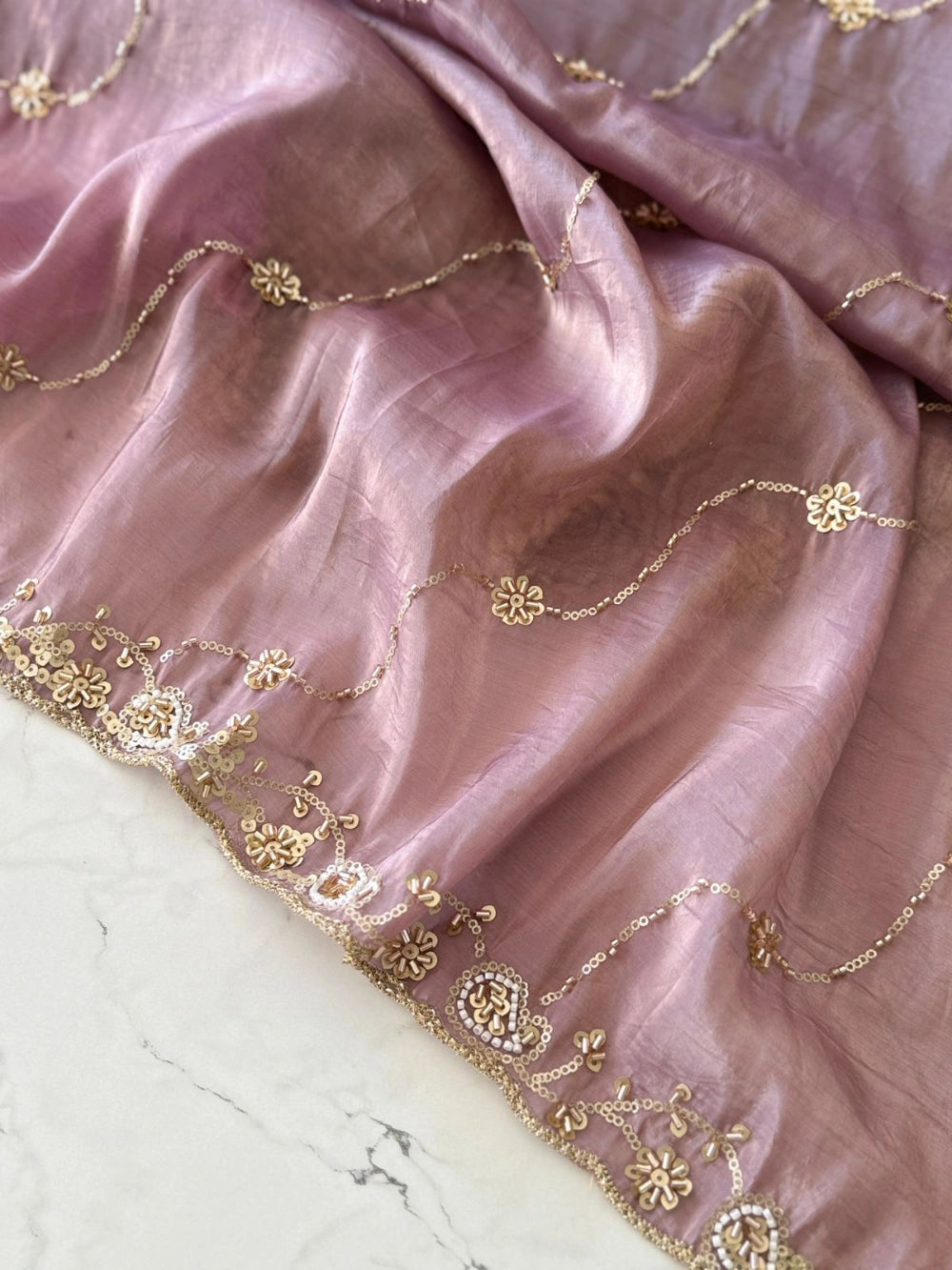 Premium Pure Gold Crush Silk Saree with Hand Butti & Sequence Work – Heavy Contrast Blouse