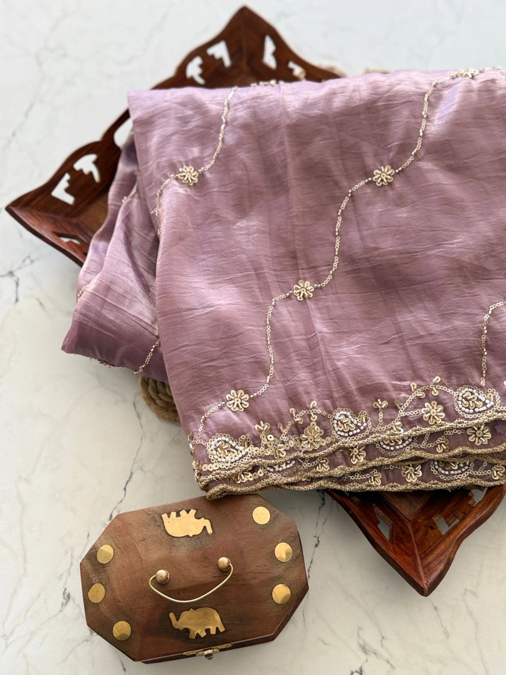 Premium Pure Gold Crush Silk Saree with Hand Butti & Sequence Work – Heavy Contrast Blouse