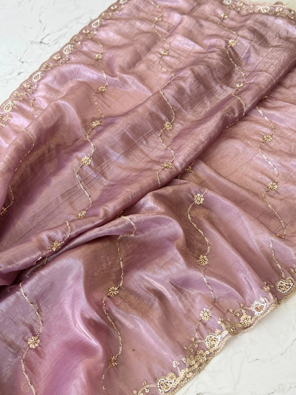 Premium Pure Gold Crush Silk Saree with Hand Butti & Sequence Work – Heavy Contrast Blouse
