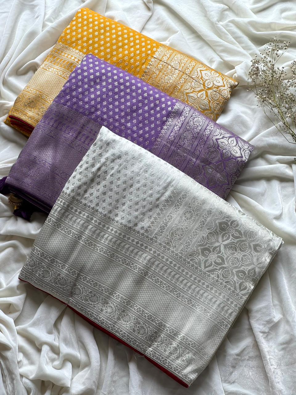 Exclusive Banarasi x Bandhani Saree – Premium Dyed Silk with Contrast Border & Designer Tassels
