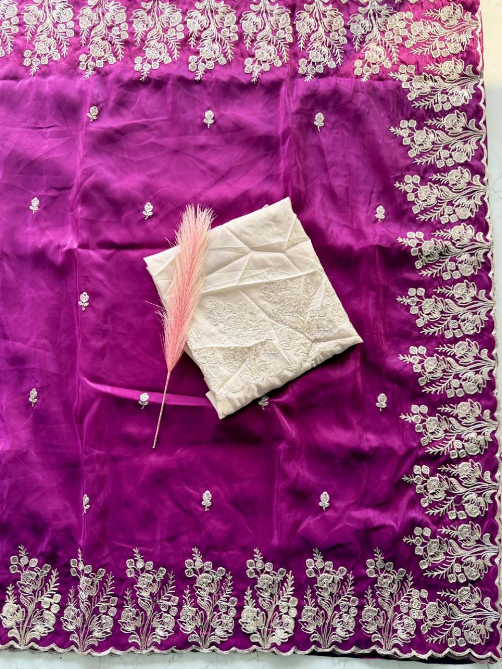 Premium Pure HO Silk Saree with Codding Work & Scallop Border – Contrast Blouse with Sleeve Work