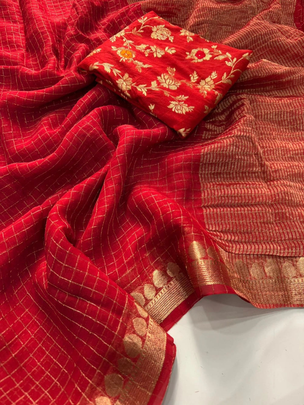Premium Viscose Georgette Saree with Mina Blouse