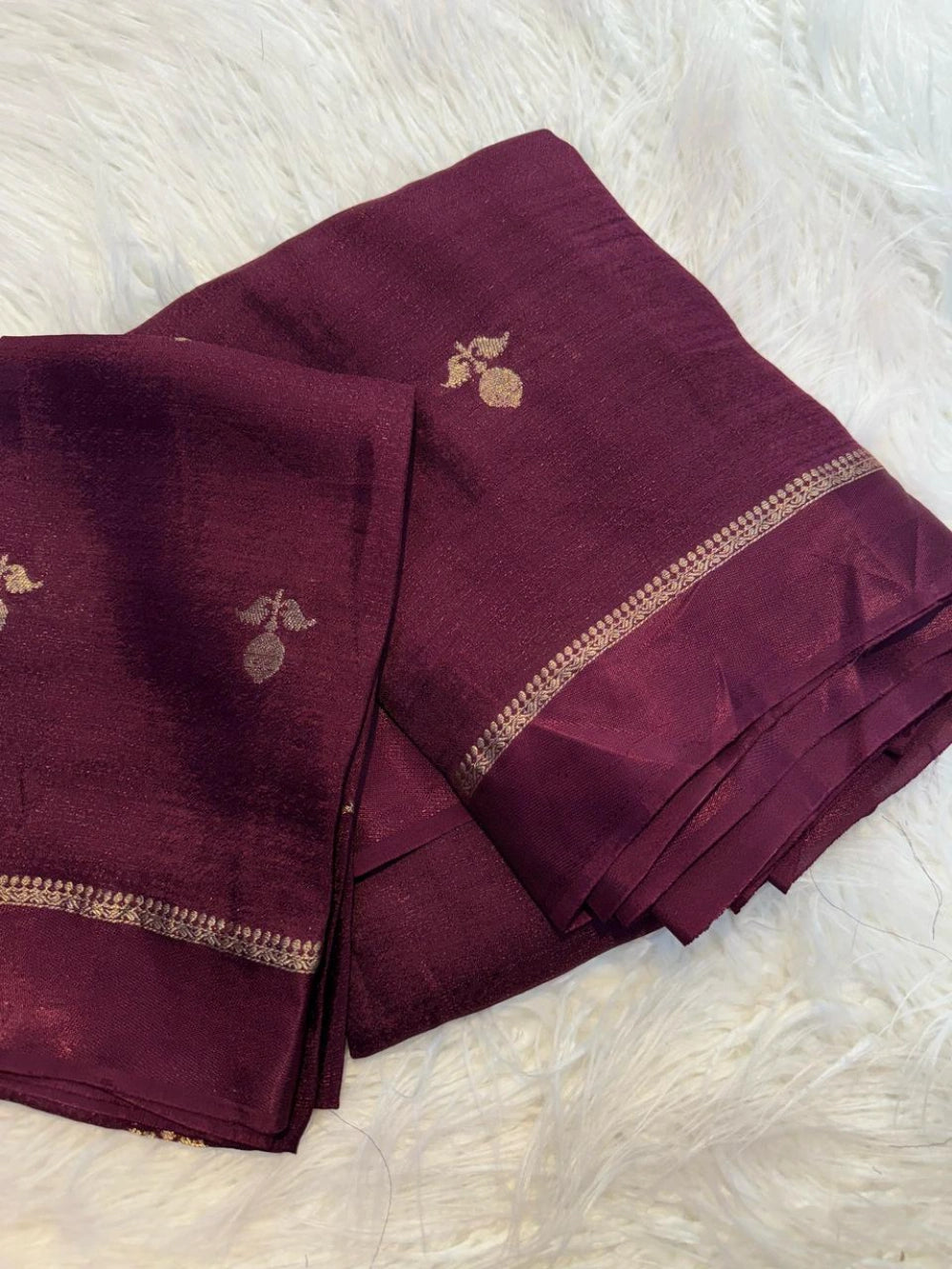 Premium Pure Viscose Khadi Silk Saree with Satin Border & Jacquard Leaf Design – Running Blouse