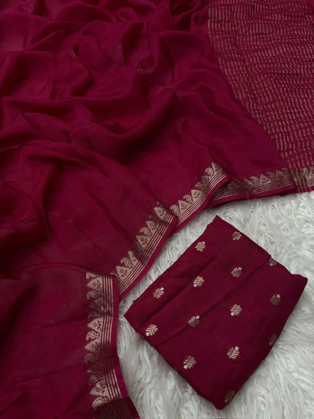 Premium Viscose Georgette Saree with Coordinated Russian Jacquard Blouse