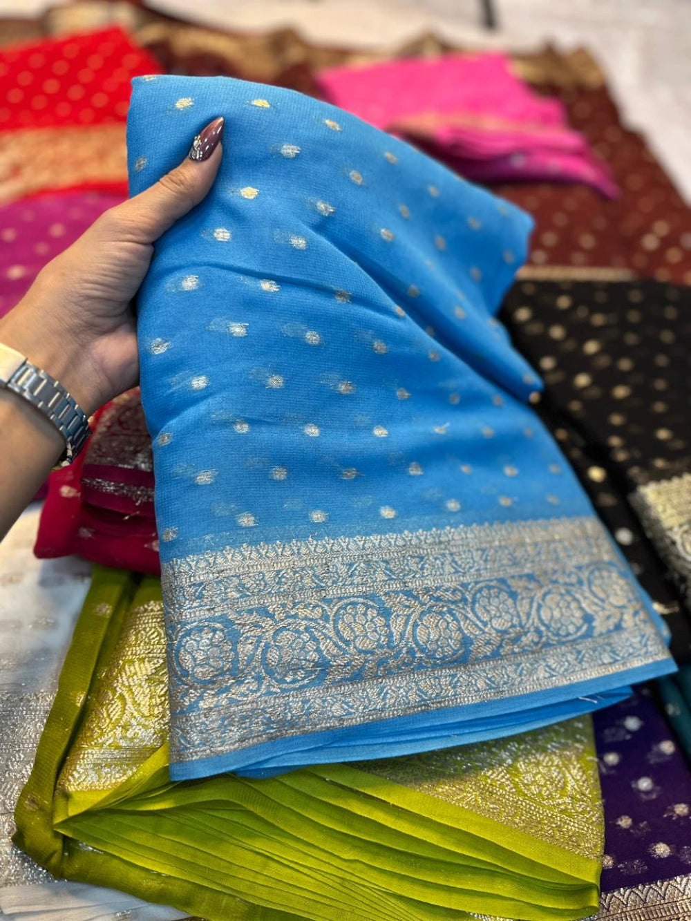 Premium Viscose Georgette Saree with Running Viscose Blouse