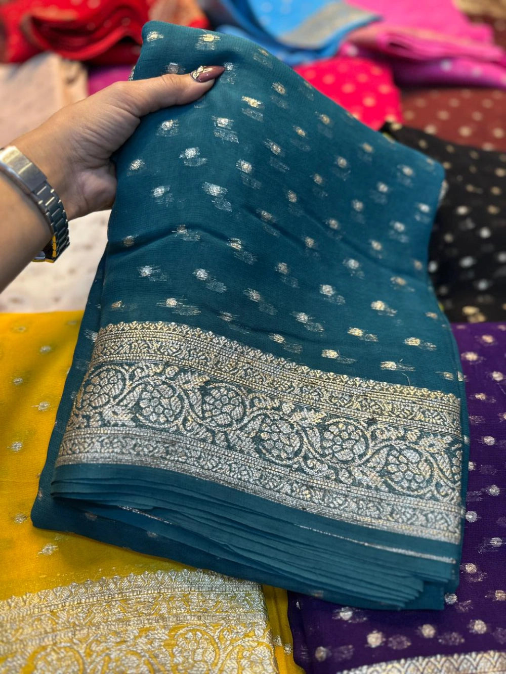Premium Viscose Georgette Saree with Running Viscose Blouse