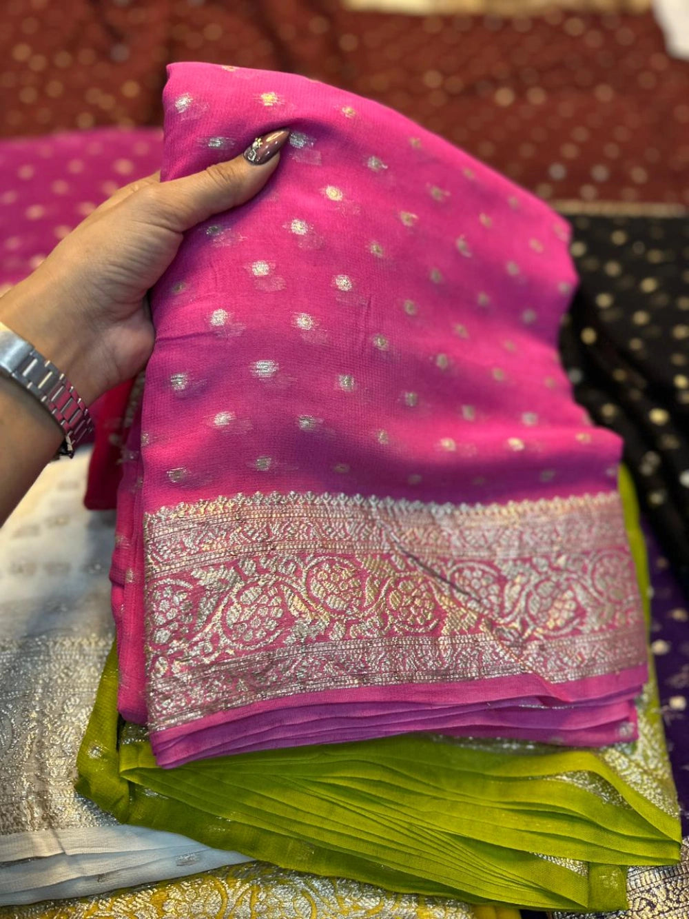 Premium Viscose Georgette Saree with Running Viscose Blouse