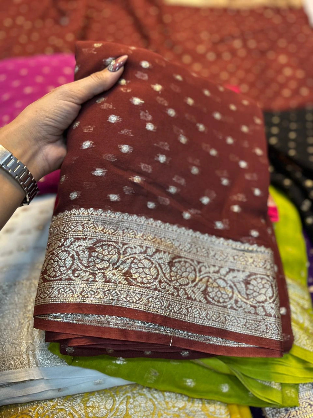 Premium Viscose Georgette Saree with Running Viscose Blouse