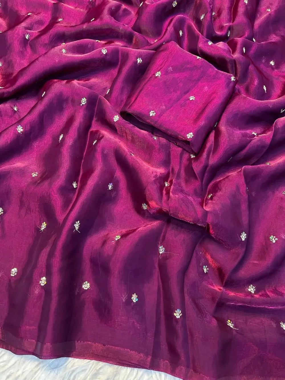Fendy Satin Dual Shaded Saree with Zari & Sequins Floral Butti – Running Blouse Work