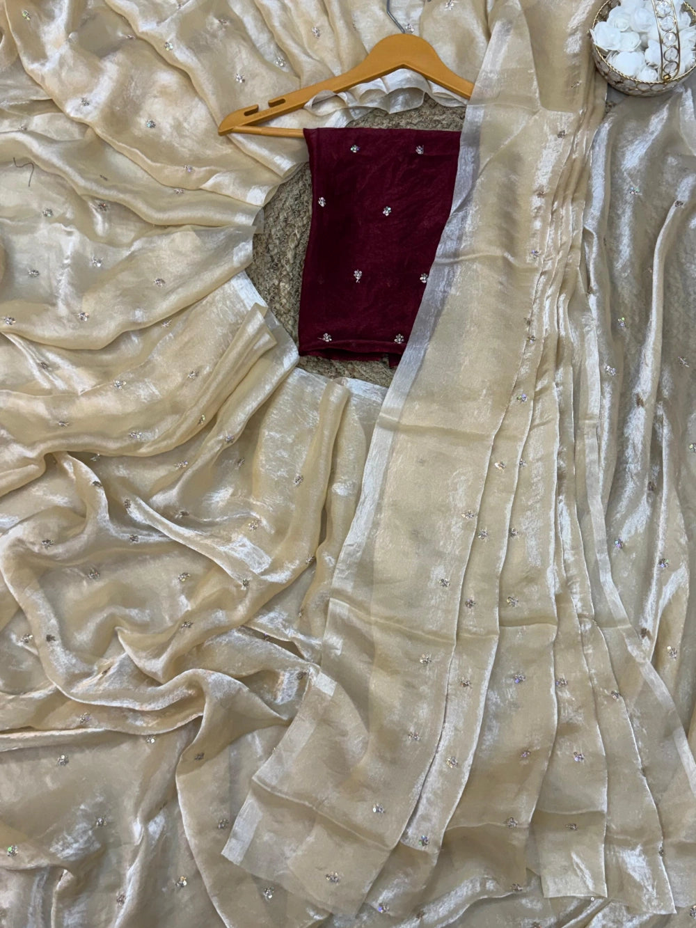 Fendy Satin Dual Shaded Saree with Zari & Sequins Floral Butti – Coordinated Blouse Work