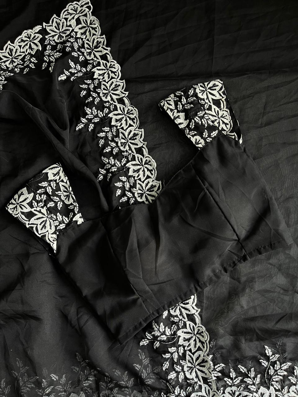 Exclusive Premium Tabi Silk Saree with White Thread Work & Scalloped Border – Organza Tebby Blouse