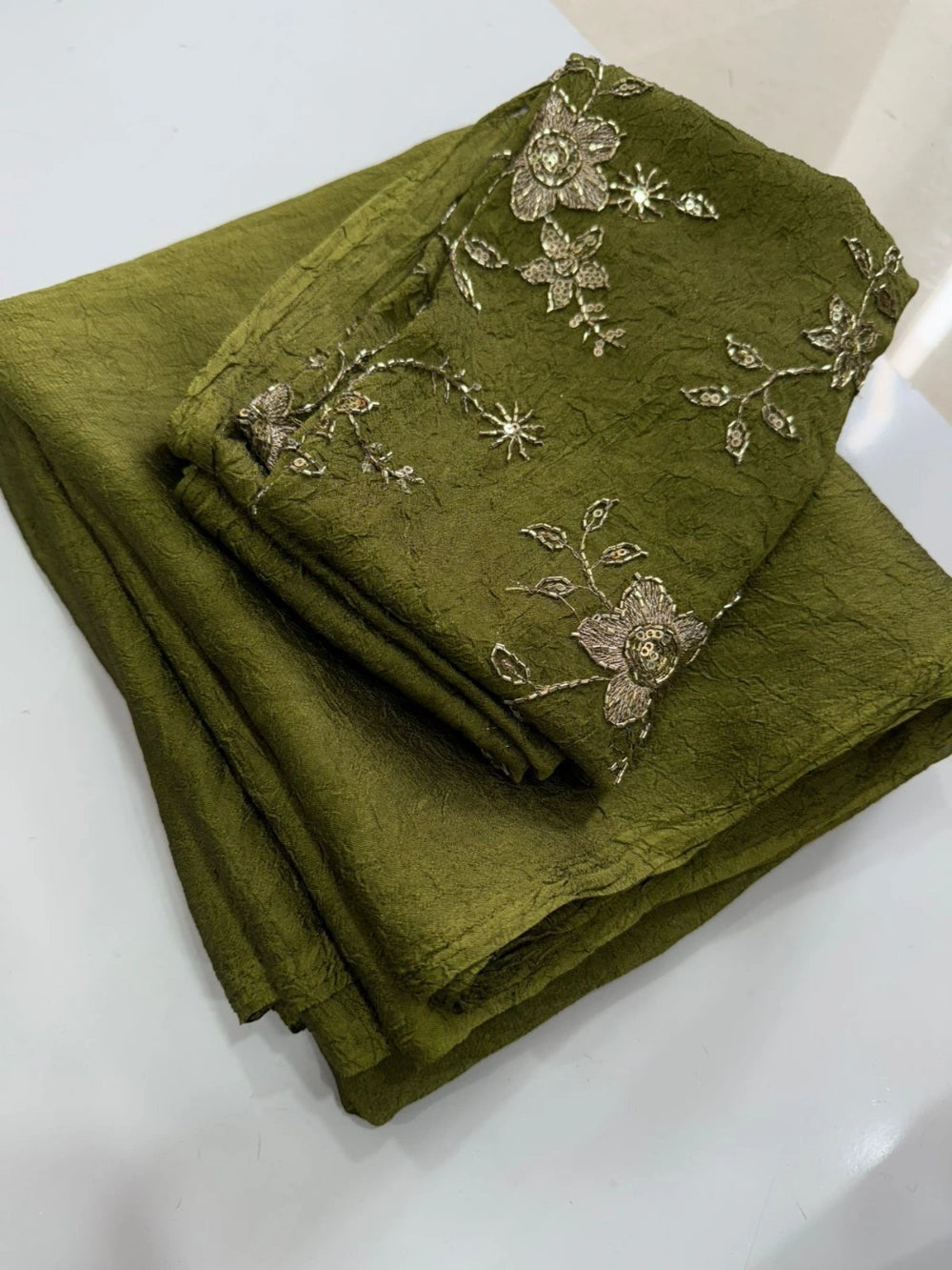 Rangoli Crush Saree with Sequins Bits Work Blouse – Premium Collection