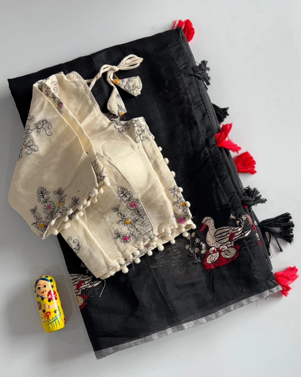 Premium Chanderi Saree with Deer Embroidery & Cotton Tassels – Khadhi Blouse