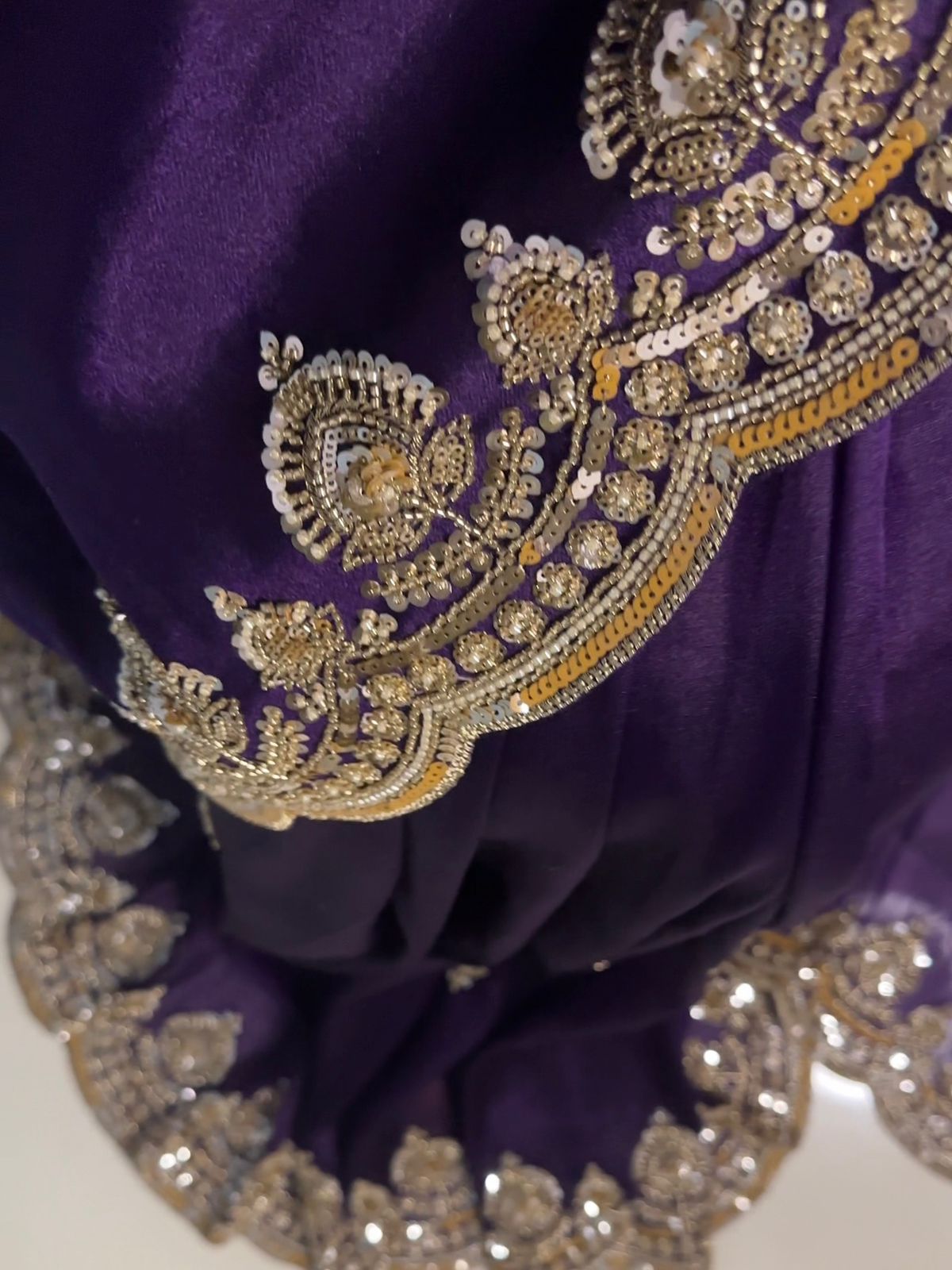 Purple Tissue Silk Saree with Sequins, Cutdana & Bead Work – Border Blouse