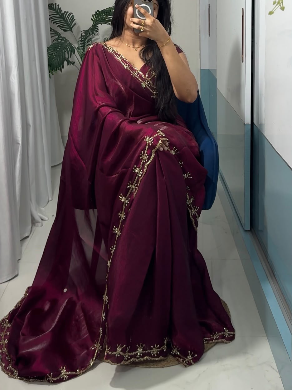 Space Silk Crush Saree with Sequins, Moti & Cutdana Work – Running Blouse