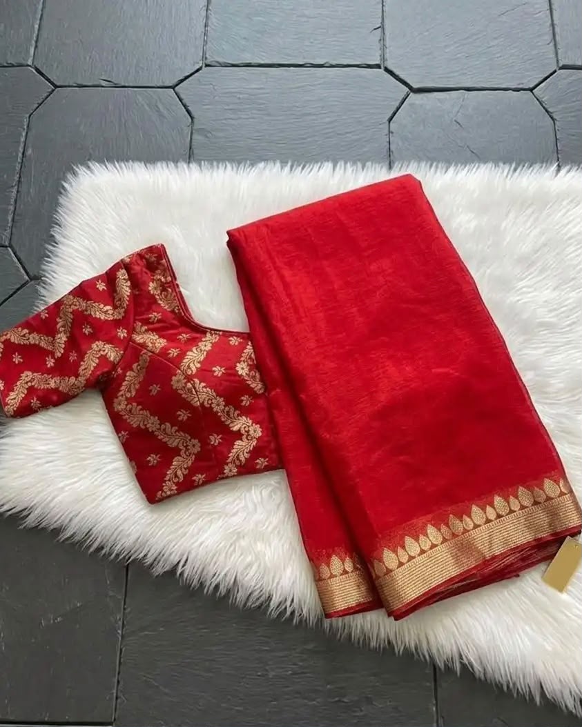 Premium Georgette Saree with Same Tone Viscose Russian Jacquard Blouse – Designer Party Wear Collection