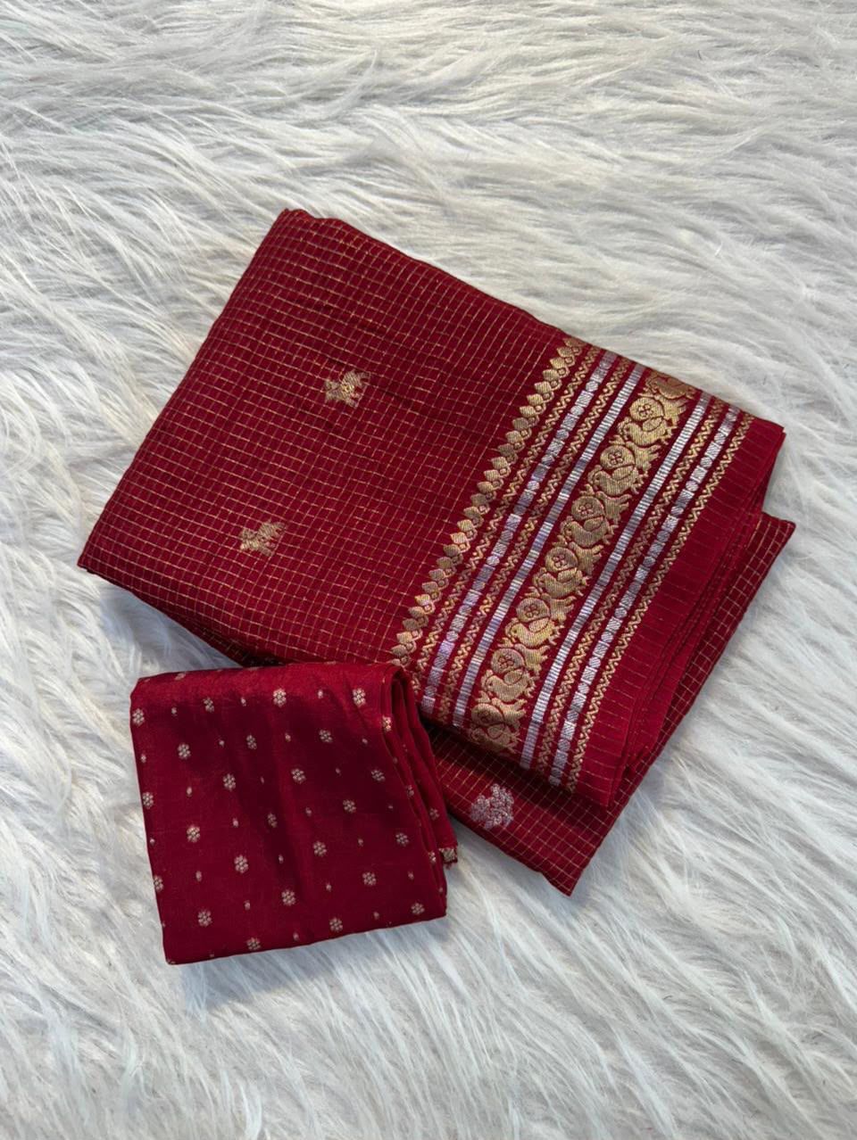 Premium Pure Viscose Chinon Saree with Silver & Gold Butti Weaving – Designer Russian Dola Blouse