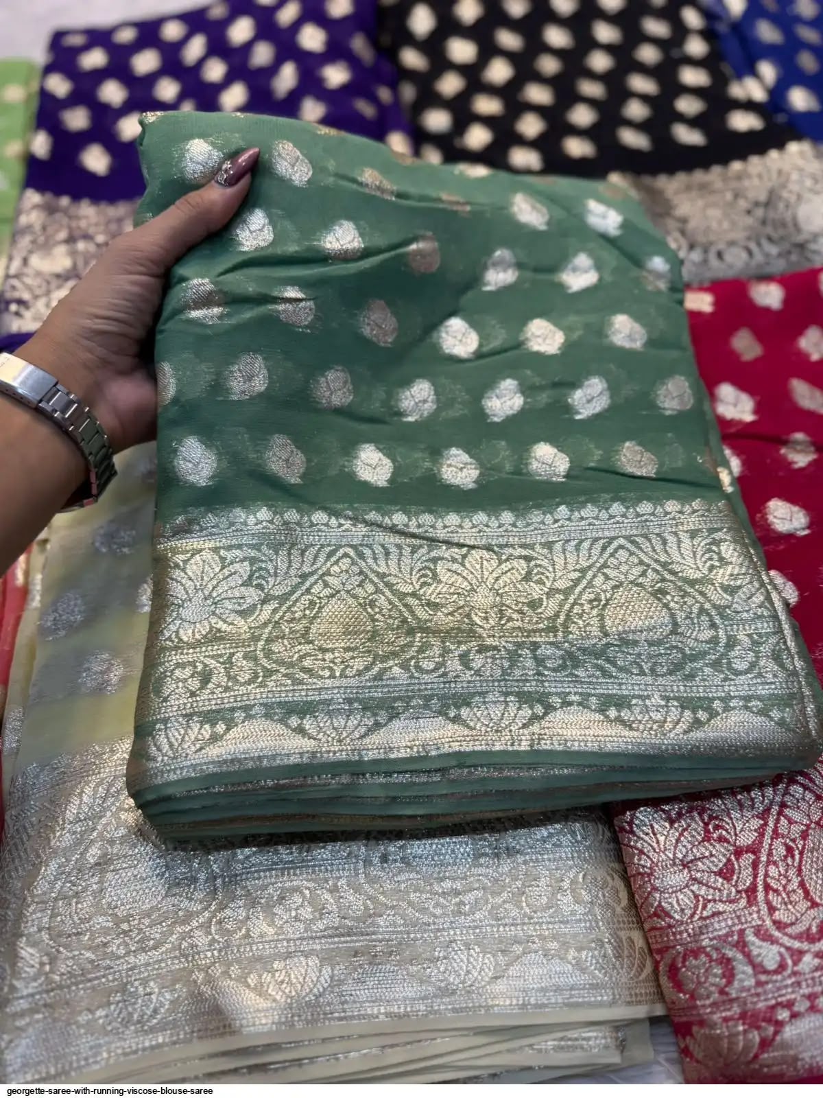 Premium Viscose Georgette Saree with Zari Work – Designer Running Blouse Collection