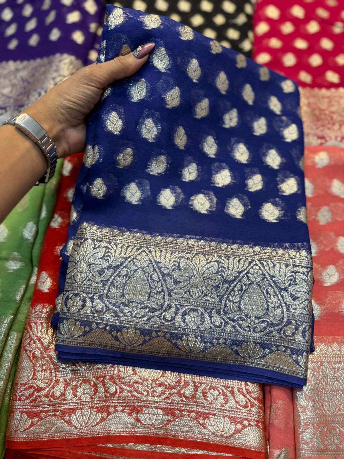 Premium Viscose Georgette Saree with Zari Work – Designer Running Blouse Collection