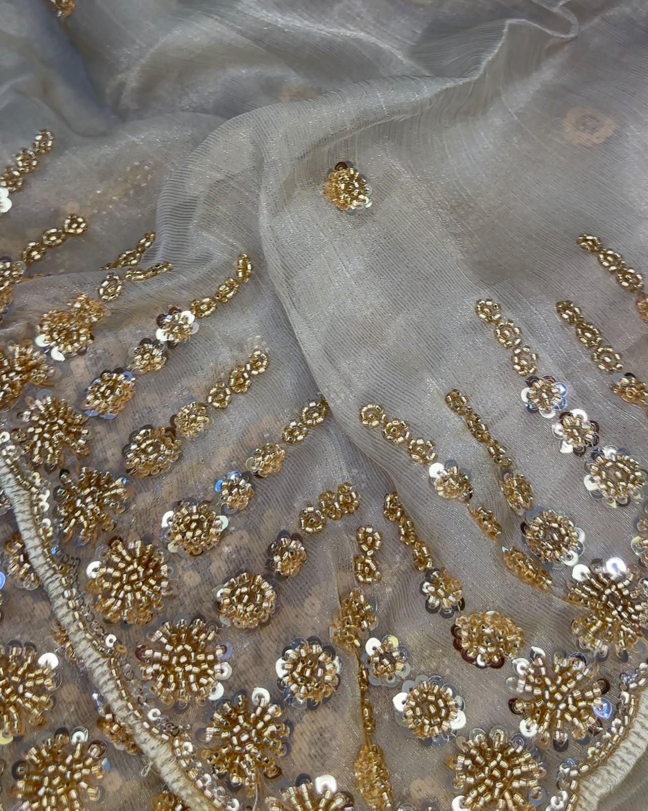 Premium Chiffon Tissue Saree with Beads & Sequence Work – Designer Running Work Blouse